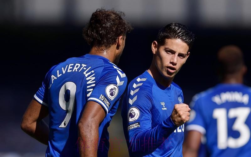 埃弗顿谈妥J罗和阿兰 两人飞抵英国即将接受体检 埃弗顿谈妥J罗和阿兰 两人飞抵英国即将接受体检